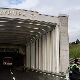 Εγκαινιάστηκε το τούνελ που περνά κάτω από τον Βόσπορο