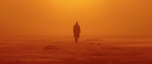 Είδαμε το πρώτο teaser trailer του Blade Runner 2049. Θέλουμε να βγει στις αίθουσες αύριο.