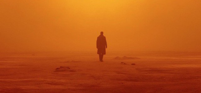 Είδαμε το πρώτο teaser trailer του Blade Runner 2049. Θέλουμε να βγει στις αίθουσες αύριο.