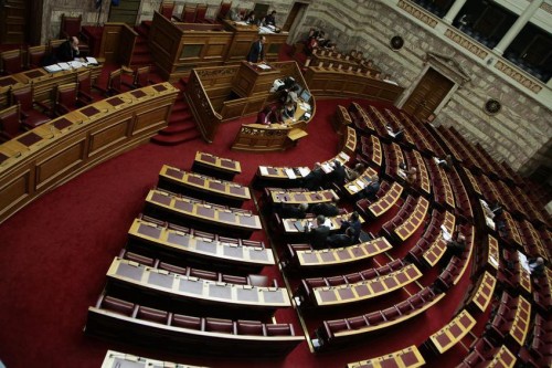 Βουλή: Oλοκληρώνεται αργά απόψε με ονομαστική ψηφοφορία η συζήτηση του προϋπολογισμού 2017