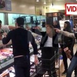 Οι Metallica του δίνουν και καταλαβαίνει σε super market