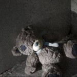 Ανήλικη έγραψε σε έκθεση στο σχολείο πως τη βίασε ο νονός της