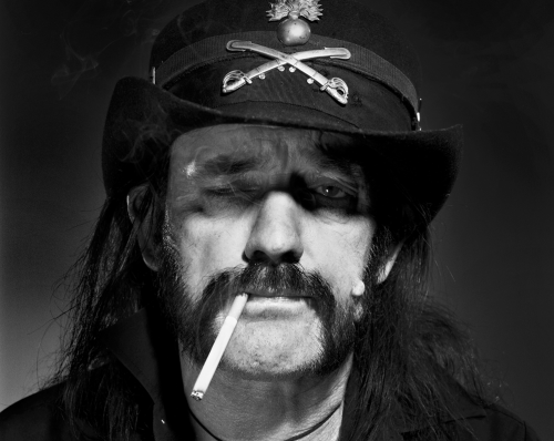 Στις 24 Δεκεμβρίου του 1945 γεννιέται ο Lemmy