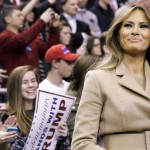 Απάντηση μέσω twitter έδωσε η Μελάνια στις φήμες περί απομάκρυνσής της από τον Ντόναλντ Τραμπ