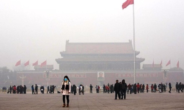 «Κόκκινος» συναγερμός στο Πεκίνο εξαιτίας της ατμοσφαιρικής ρύπανσης