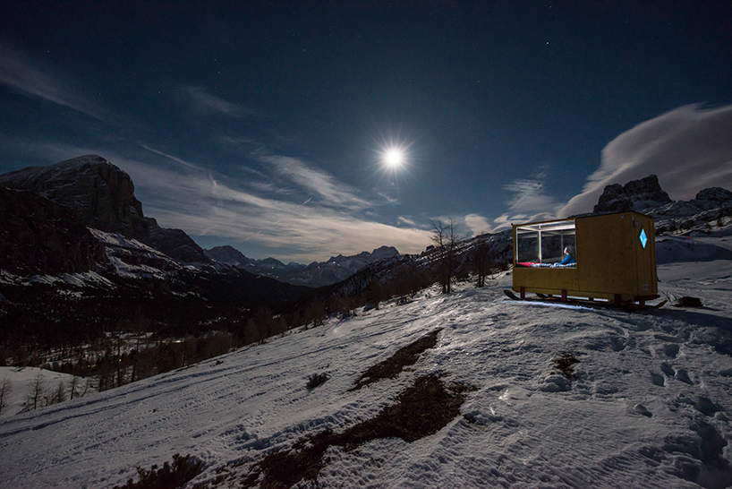 starlight-room-dolomites-designboom-05