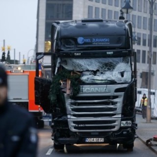 Βερολίνο: Πακιστανός ο νεαρός δράστης της επίθεσης