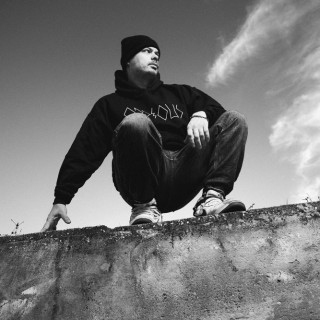 Ο Sadomas Και Η Τέχνη Της Επιβίωσης