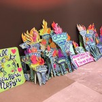 «We make America» εναντίον Τραμπ