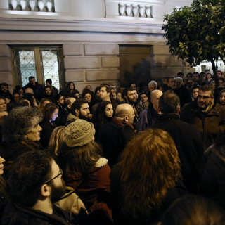 «Συνέβη στην Ελλάδα»: To Εθνικό Θέατρο παρουσιάζει ντοκουμέντα της σύγχρονης ελληνικής ιστορίας