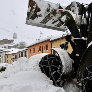 Ξενοδοχείο της Ιταλίας καταπλακώθηκε από χιονοστιβάδα