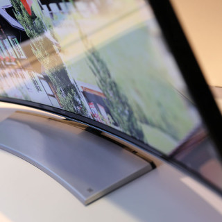 Γιατί έχει νόημα η αγορά μιας κυρτής οθόνης;