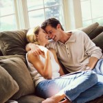 Κάτι αηδιαστικό συμβαίνει στο σώμα σας όταν συζείτε.