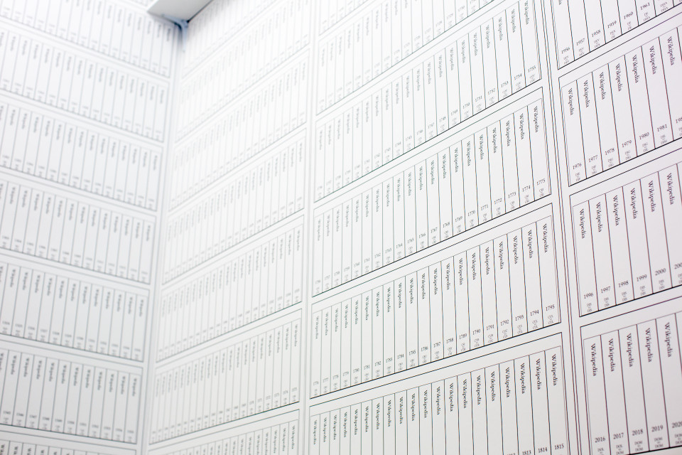 Print_Wikipedia_by_Michael_Mandiberg,_NYC_June_18,_2015-19