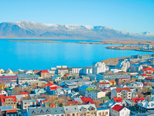 Η Ισλανδία ξανασκέφτεται να διεξάγει δημοψήφισμα για την ένταξή της στην ΕΕ