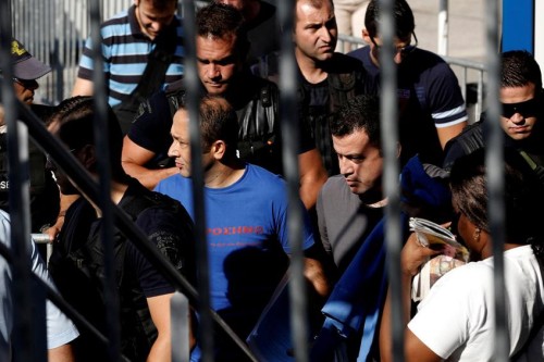 Να μην εκδοθούν οι 2 πρώτοι Τούρκοι αξιωματικοί πρότεινε η εισαγγελέας