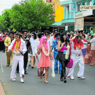 Περιμένοντας το «Έλβις Εξπρές» στο Σίδνεϊ