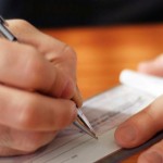 100.000 μπλοκάκια έκλεισαν λόγω φόρων και εισφορών