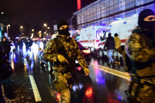 Συλλήψεις στο αεροδρόμιο της Τουρκίας για την τρομοκρατική επίθεση στο «Ρέινα»