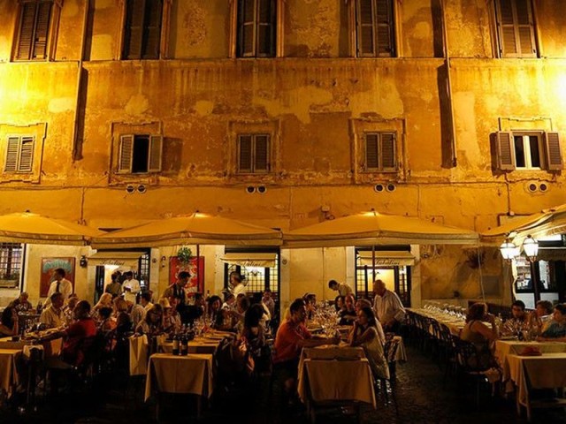 Ένα wine bar στην Ιταλία επιβραβεύει τις οικογένειες με «ήσυχα» παιδιά