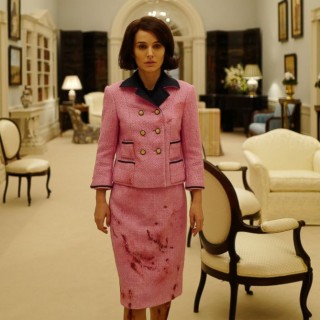 Θα ήθελες να σε ντύνει ο νικητής του φετινού βραβείου Oscar Κοστουμιού;