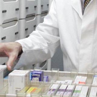 Ξανά στα θρανία 100 φαρμακοποιοί στη Θεσσαλονίκη