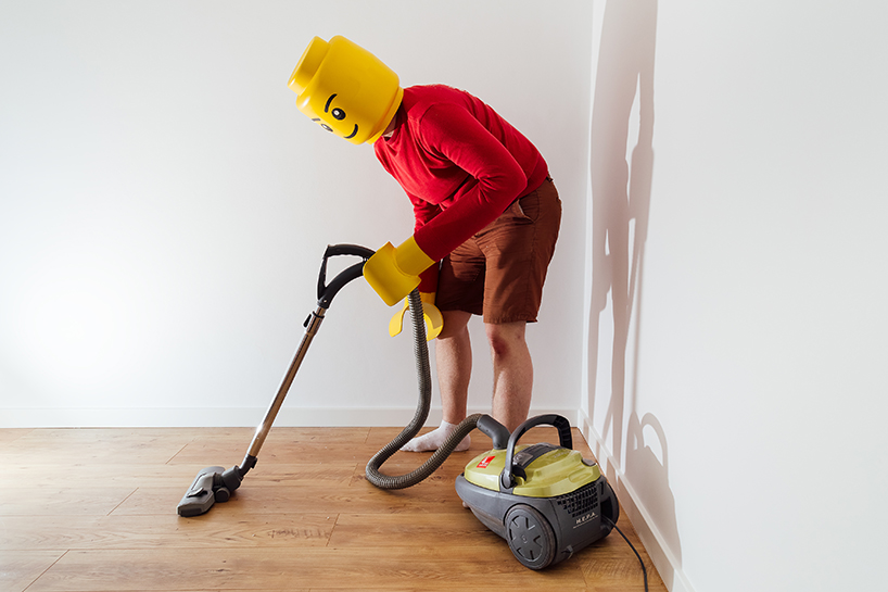 michal-kulesza-life-of-a-lego-man-designboom-07