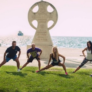 Δύο ομάδες στη Θεσσαλονίκη σε γυμνάζουν στην ύπαιθρο με θέα τον Θερμαϊκό