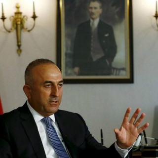 Τσαβούσογλου: Απειλές στην Ελλάδα για ανεπιθύμητο «ατύχημα»