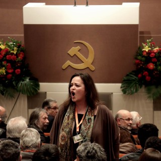 Στα συνέδρια του ΚΚΕ βγαίνουν πάντα οι καλύτερες φωτογραφίες