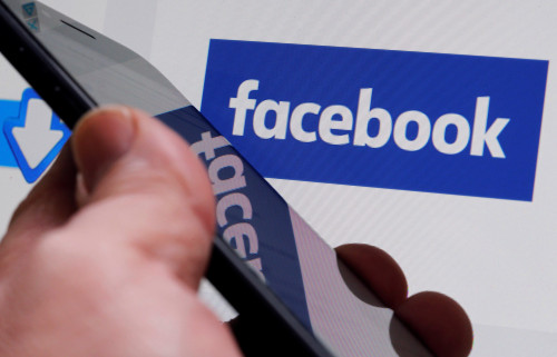Δημοφιλή apps μοιράζονται δεδομένα με το Facebook χωρίς τη συγκατάθεση των χρηστών