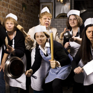 Γιαγιάδες απ’ όλον τον κόσμο μαγειρεύουν στη Νέα Υόρκη