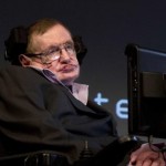 Stephen Hawking: «Δεν νιώθω ευπρόσδεκτος στις ΗΠΑ του Τραμπ»