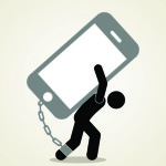 Έρευνα: Πόσες ώρες την ημέρα χρησιμοποιούν το κινητό τους οι Έλληνες;