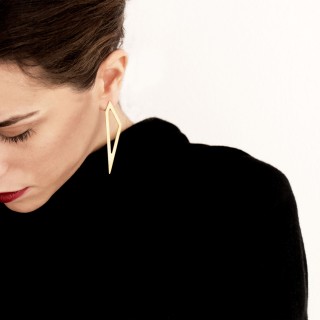 Τα Fey Jewel βάζουν την μινιμαλιστική αρχιτεκτονική στο σώμα μας