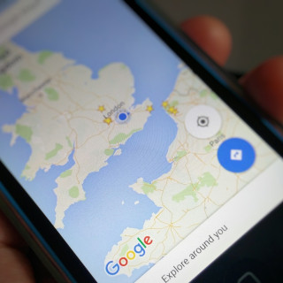 Το Google Maps δείχνει live την τοποθεσία μας. Ε, και;