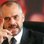 Αλβανία: Ωριαίος αποκλεισμός των κεντρικών οδικών αρτηριών από την αντιπολίτευση