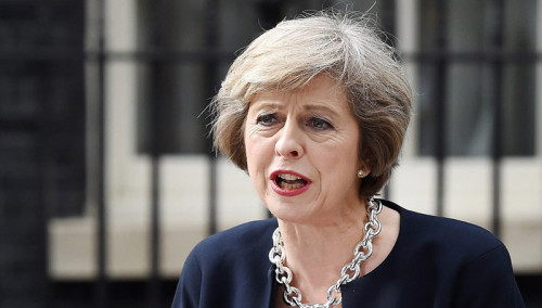 BBC: Η πρωθυπουργός Μέι θα υπογράψει συμφωνία με το κόμμα DUP αύριο