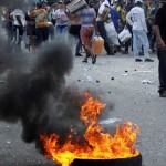 Βενεζουέλα: Τουλάχιστον 68 νεκροί από πυρκαγιά που ξέσπασε σε αστυνομικό τμήμα