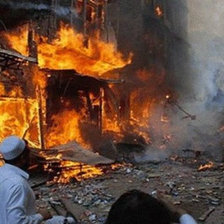 Πακιστάν: Τουλάχιστον 10 νεκροί από επίθεση αυτοκτονίας