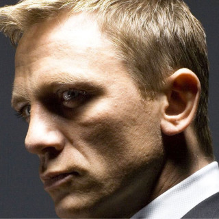 Ο Ντάνιελ Κρεγκ  επιστρέφει ως Τζέιμς Μπόντ για άλλη μια φορά