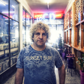 Στον «Ζαχαρία» οι βινυλιομανείς δεν περιμένουν τη Record Store Day για να γιορτάσουν