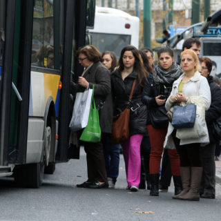 Αυτές είναι οι γραμμές του αστικού λεωφορείου στην Αττική που μπαίνεις νέος και βγαίνεις γέρος