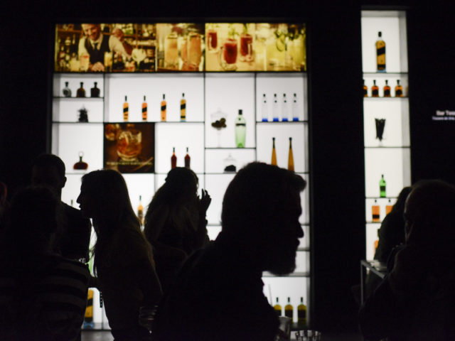 Athens Fine Drinking: Ανταπόκριση από το τελευταίο βράδυ της μεγάλης γιορτής του καλού ποτού