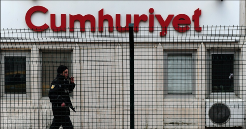Τουρκία: Συνελήφθη ο διευθυντής της ηλεκτρονικής έκδοσης της Cumhuriyet