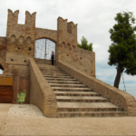 Η Ιταλία χαρίζει πάνω από 100 ιστορικά κάστρα και βίλες