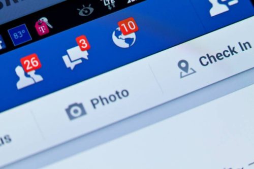 Το Facebook ζητά τις γυμνές φωτογραφίες σας