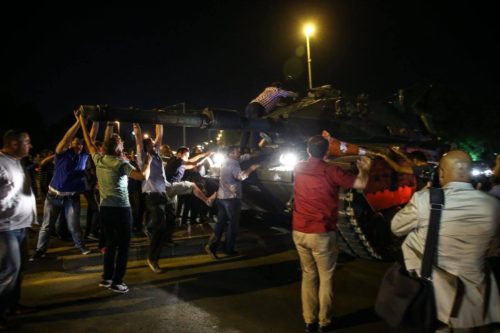 Τουρκία: Άλλες 139 συλλήψεις για το αποτυχημένο πραξικόπημα