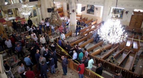Αίγυπτος: Είκοσι τρεις νεκροί και 25 τραυματίες από επίθεση ενόπλων εναντίον χριστιανών Κοπτών