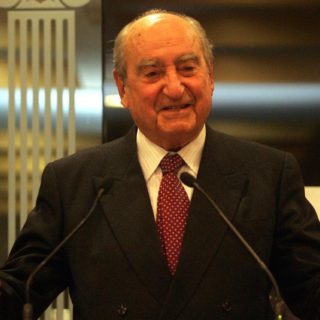 Το «φωτογραφικό άλμπουμ» της ζωής του Κωνσταντίνου Μητσοτάκη